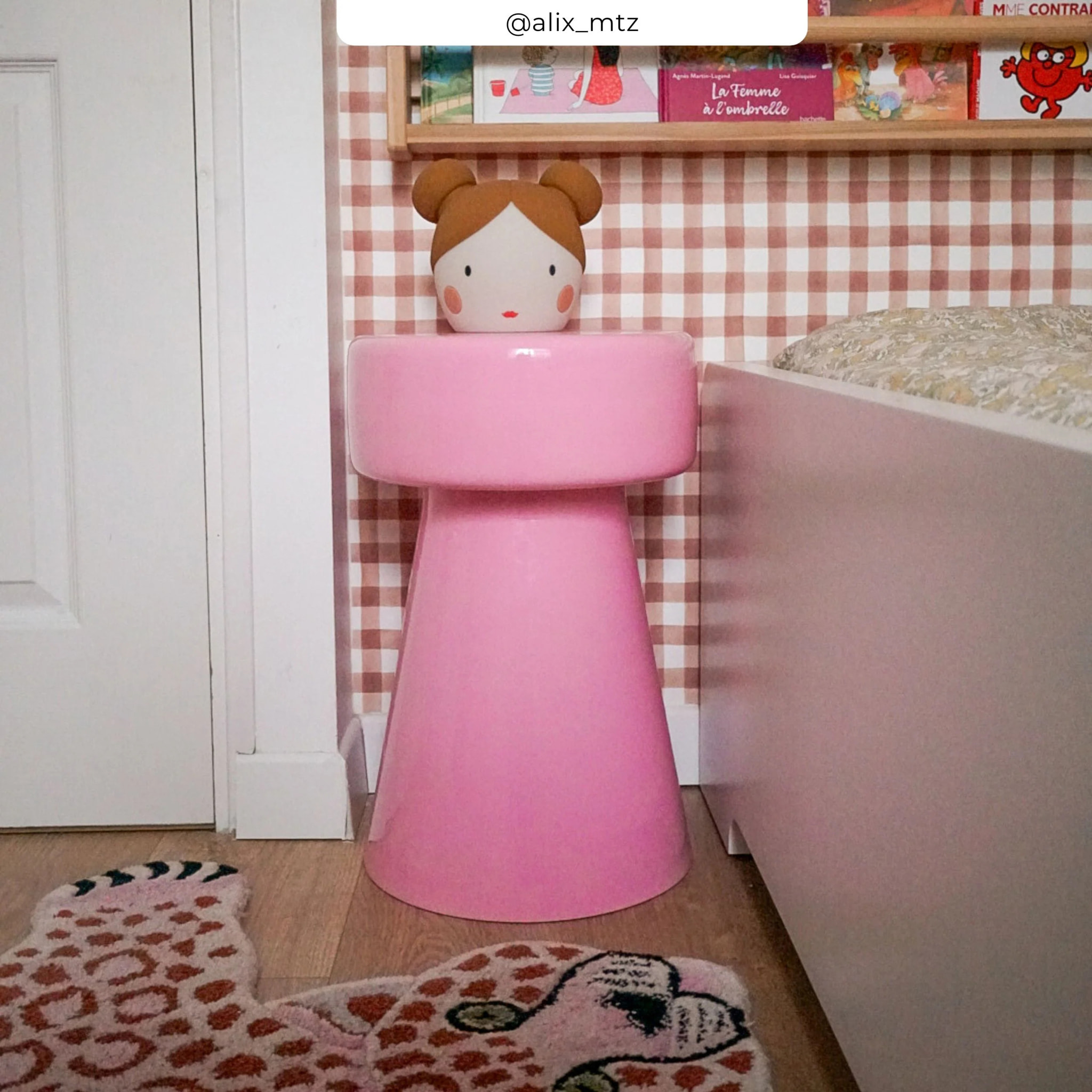 Table d'appoint ronde en métal rose D30 cm - Athéna