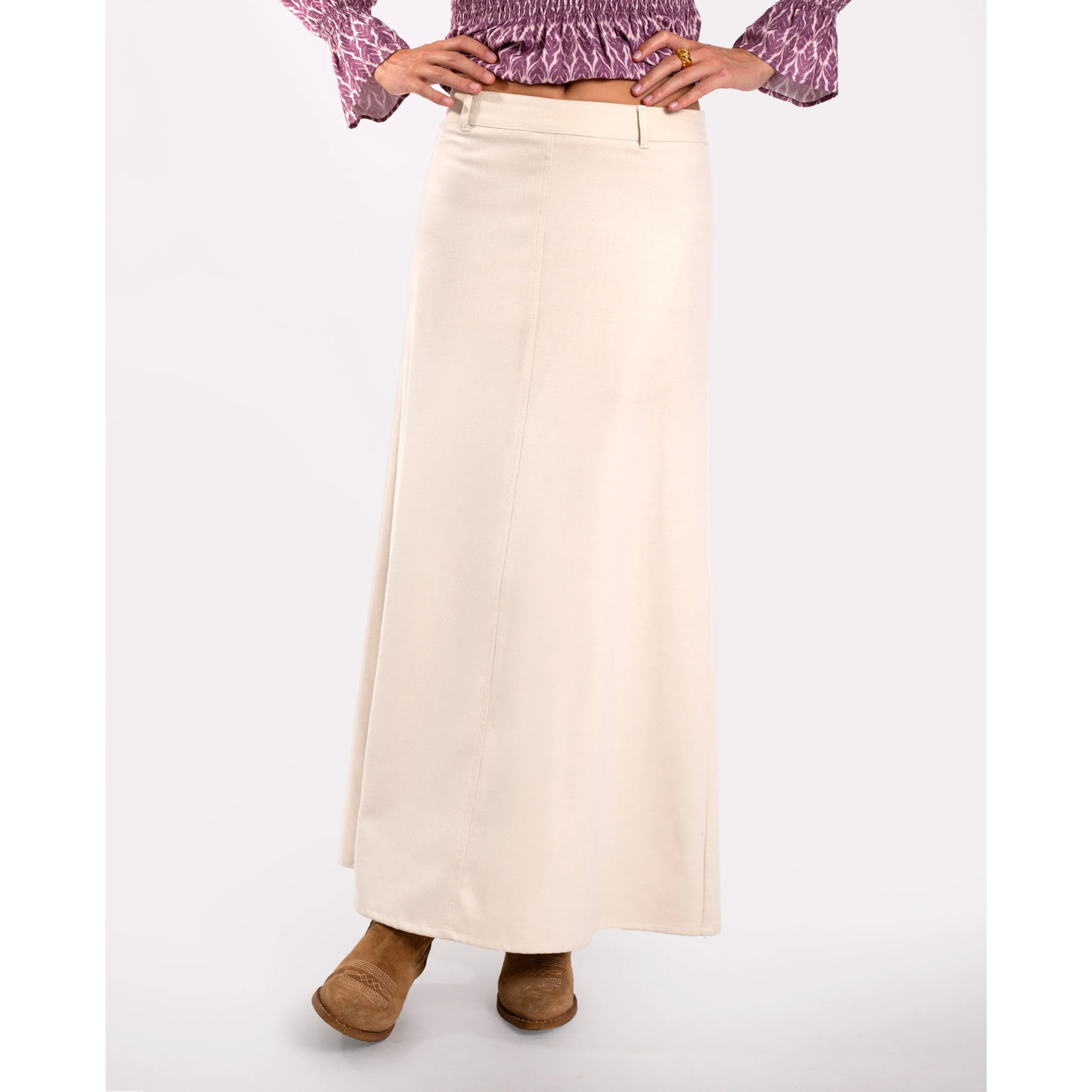 Falda larga de sarga