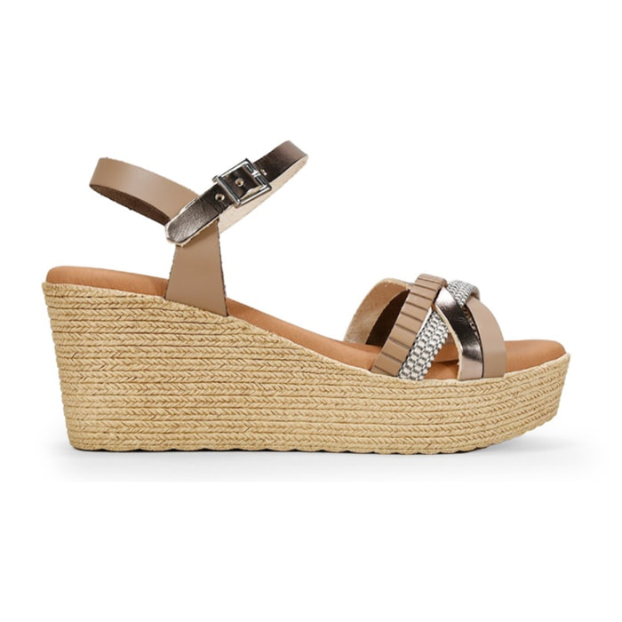 Sandalias mde piel marrones con cuña de esparto