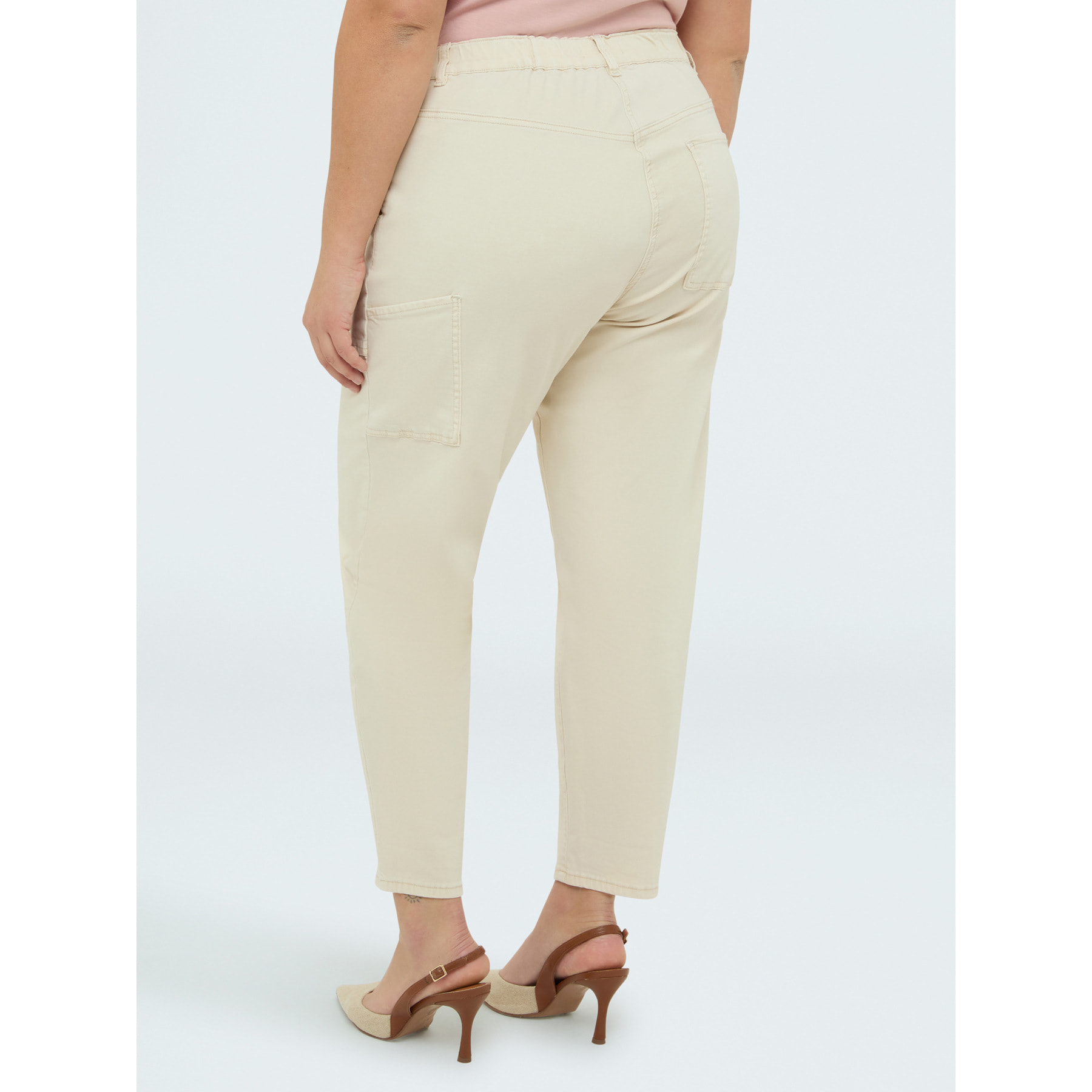 Fiorella Rubino - Pantaloni Carrot Fit in cotone - Beige