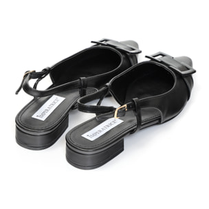 Ballerine slingback in simil pelle con dettaglio sulla punta