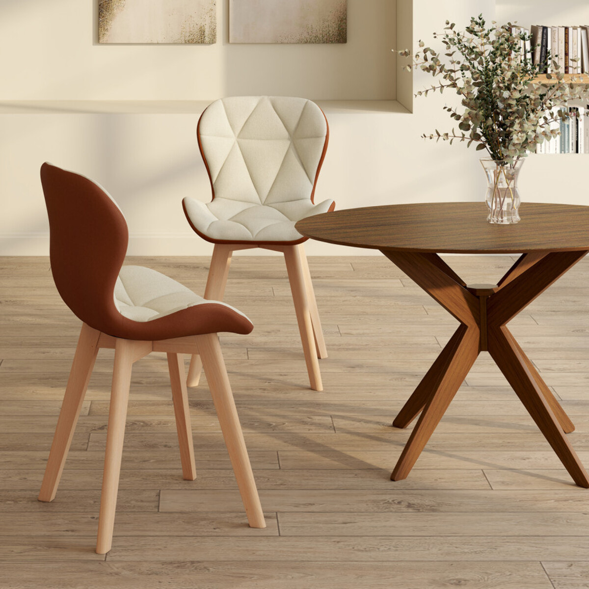 Chaises Gladys en tissu beige et camel et pieds bois - lot de 2