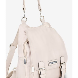 Mochila casual beige con solapa y hebillas