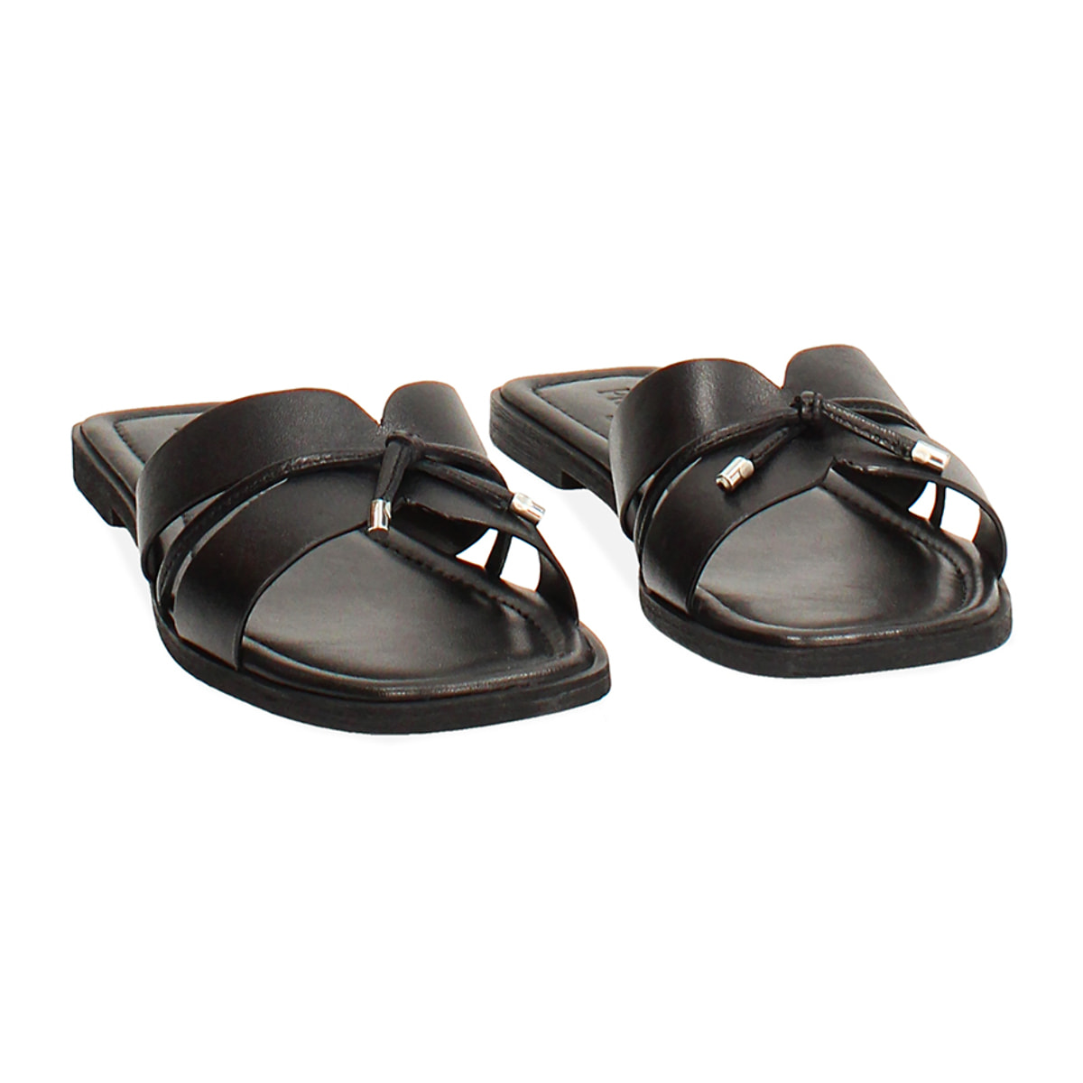 Sandalias planas negras elegantes