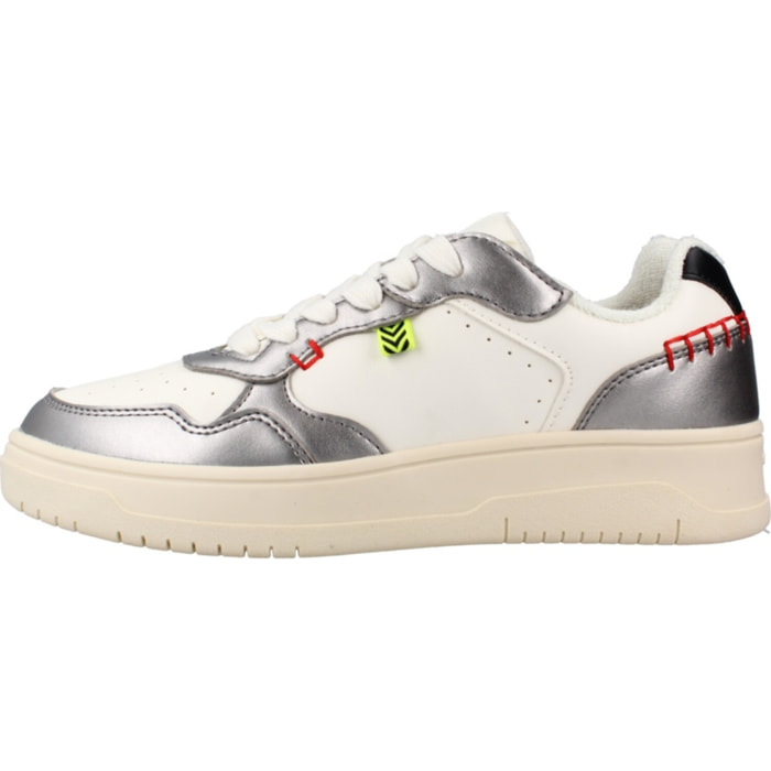 Zapatillas Niño de la marca GEOX  modelo J56NLC 054AJ BLANCO