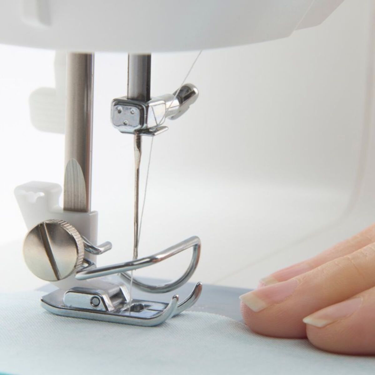 Machine à coudre SINGER MC Start 413556