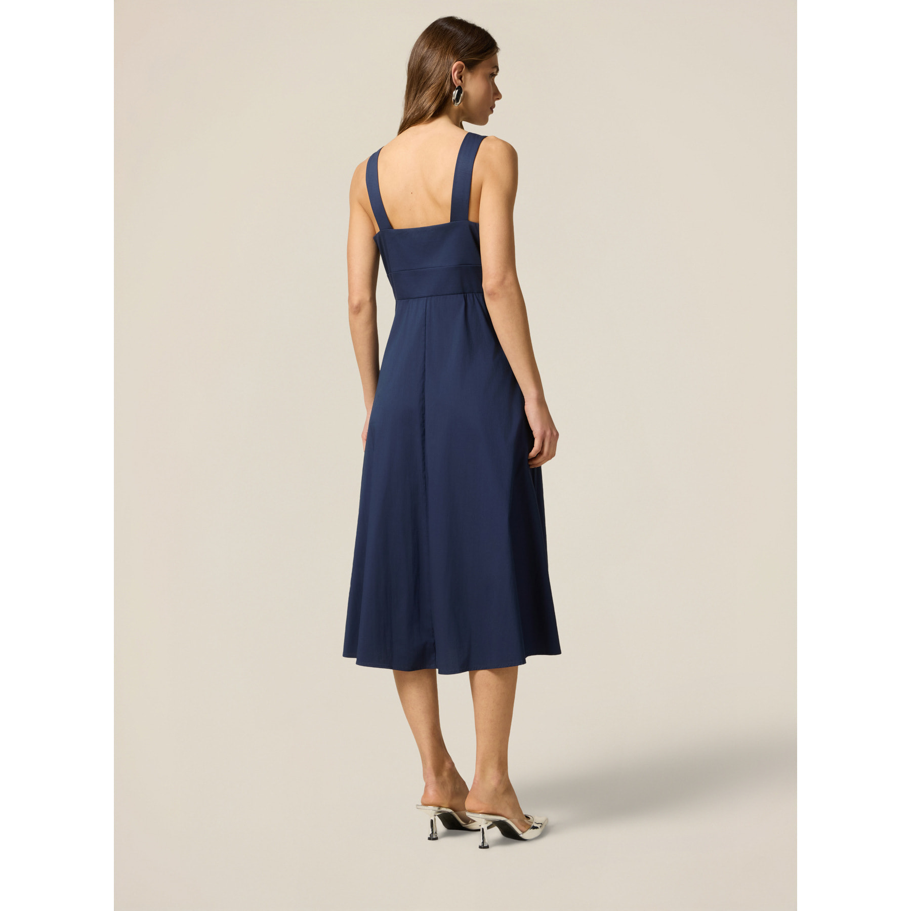 Oltre - Vestido de popelina con parche de joya - Azul