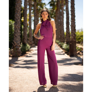 Mono largo de gasa con cuello halter drapeado de mujer