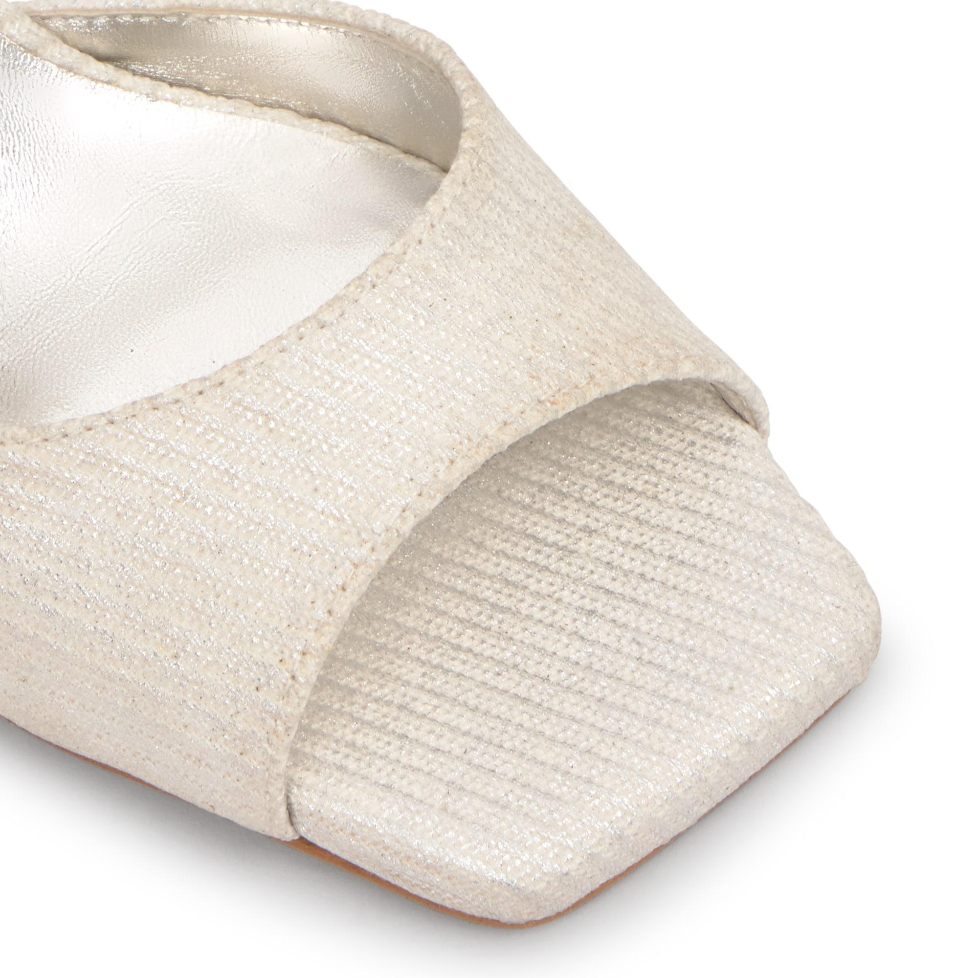 Sandalia Brittany cuña de yute con lurex y cierre de cintas