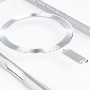 Carcasa transparente con cámara cubierta, bordes plateados, antichoque y antihuellas. Magsafe para iPhone 16.