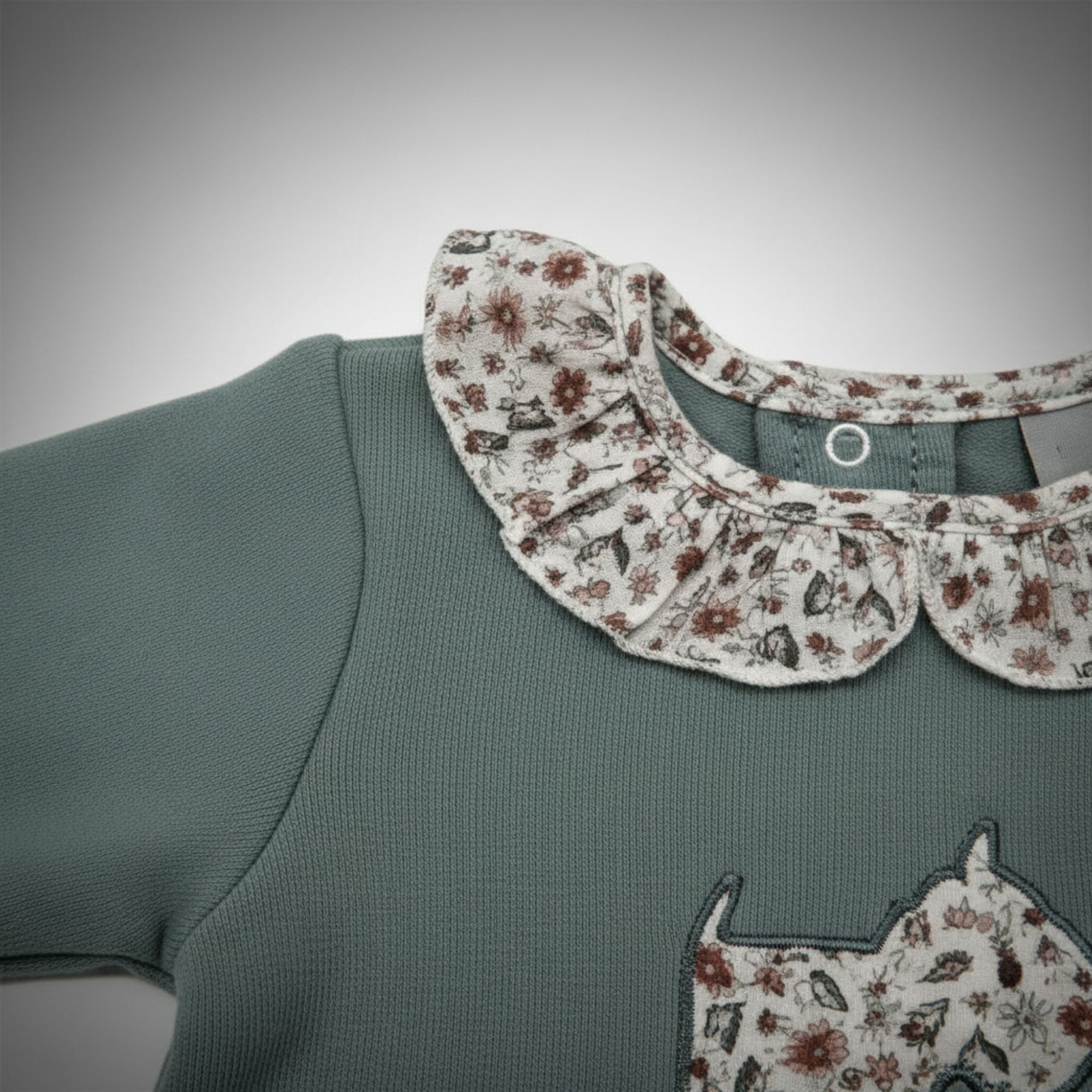 Conjunto Ranita Niña Felpa Floresta