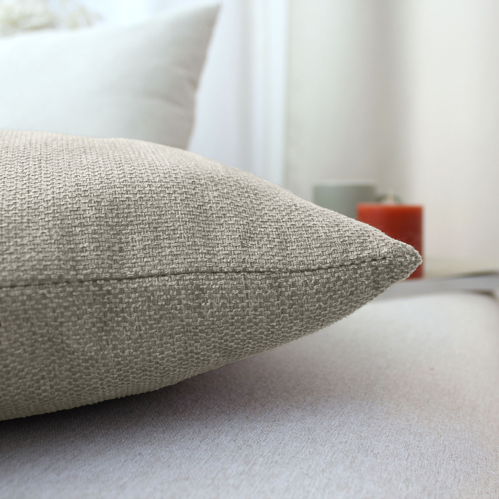 Coussin déhoussable en velours chenillé - Naturel