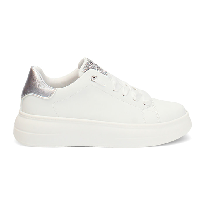 Zapatillas blancas-plata tacón 5 cm