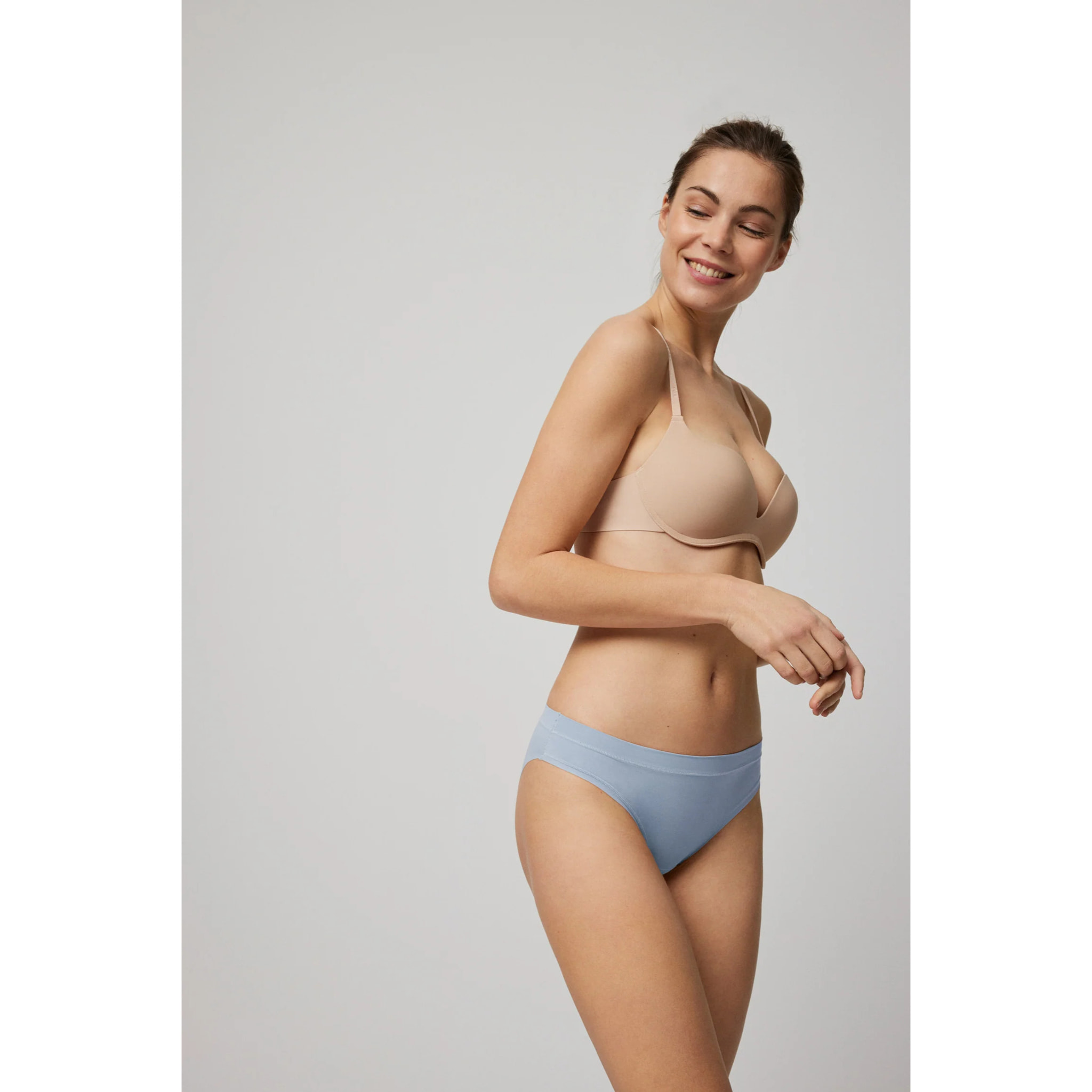 Slip Mini Adapt con bordo bianco invisibile