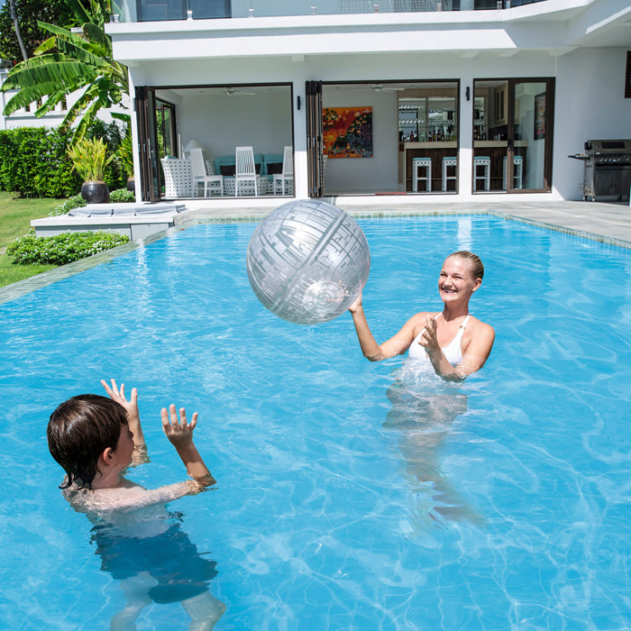DAM Pelota de playa espacial Star wars 61 cm. 61x61x61 Cm. Color: Blanco