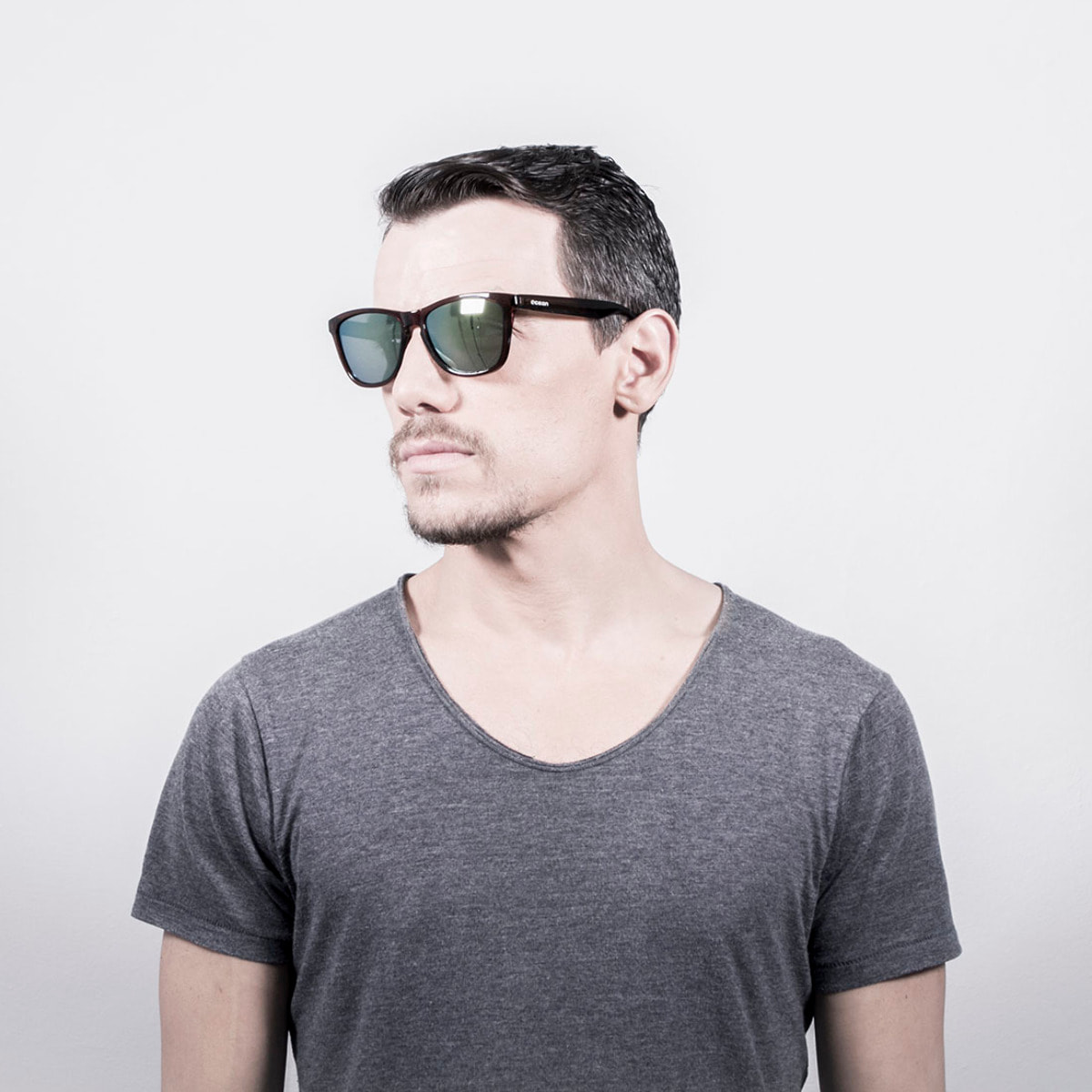 Gafas de sol OCEAN SEA - Frente marrón transparente con brazo verde transparente con revo amarillo