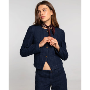 Chaqueta de mujer entallada con hombreras