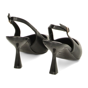 Zapatos de tacón descubierto negros