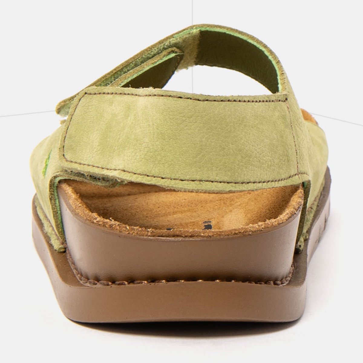 Sandalias 2023 NOBUCK LIKEN / KASSEL color Liken