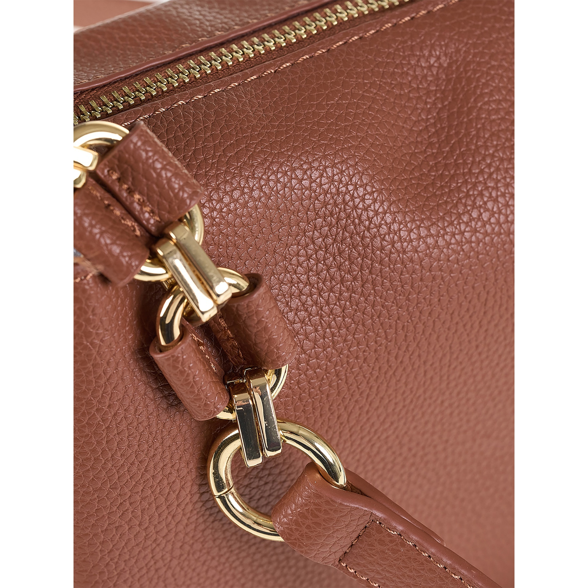 Borsa a spalla da donna Made in Italy - Modello Brunilde Lux - 100% pelle - 24.0 x 18.5 x 12.0 cm