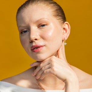 Pendientes de Circonita Brillante acabados en oro amarillo de 18k