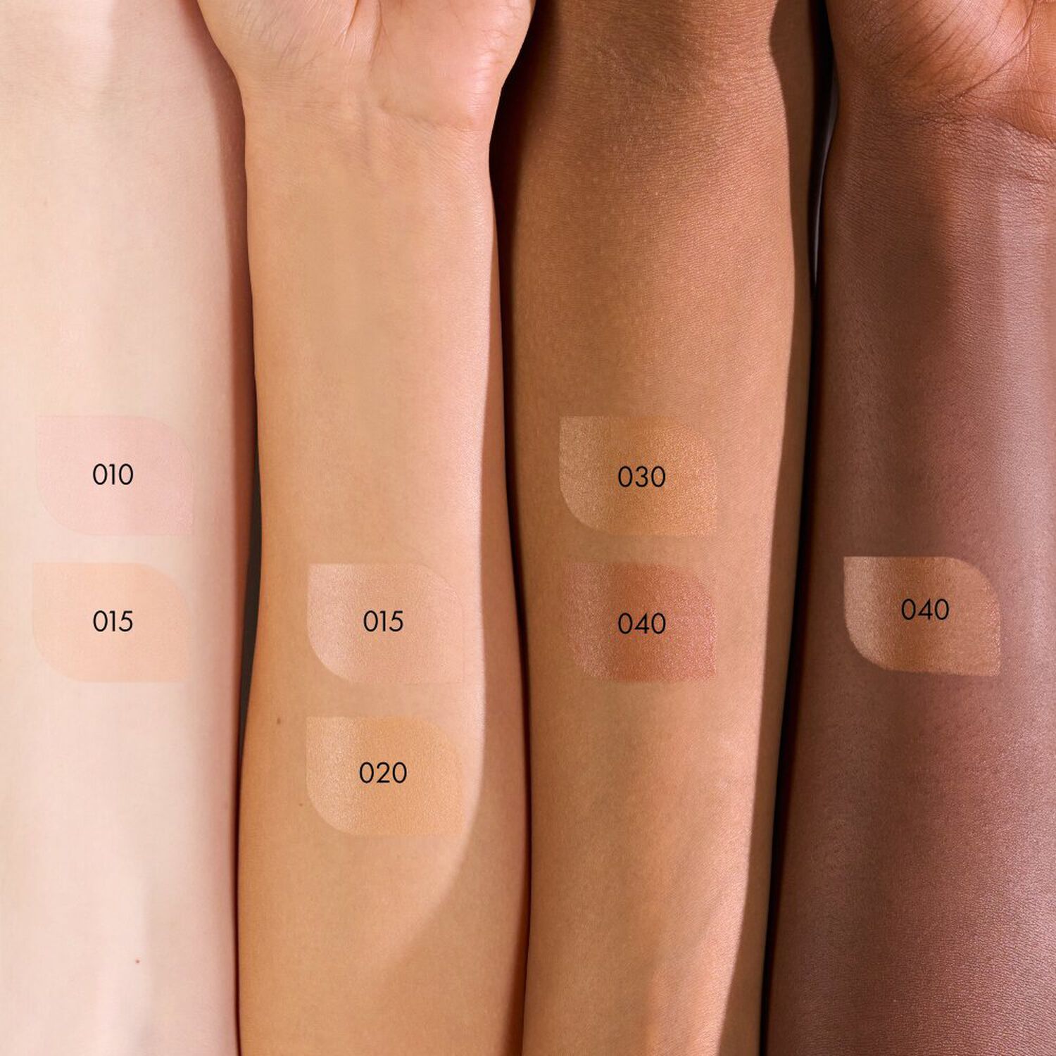 Under Eye Brightener - Soin Anticernes Illuminateur pour le Contour des Yeux