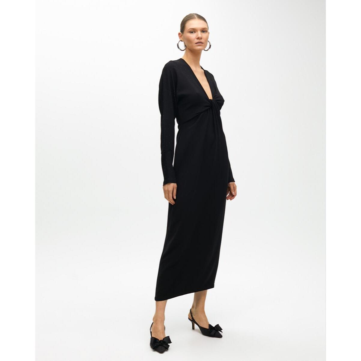 Abito in maglia con dettagli in strass sulle spalle