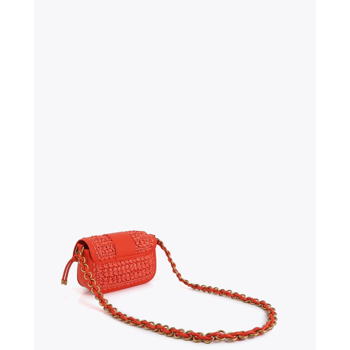 Borsa a tracolla che combina rafia ed effetto pelle