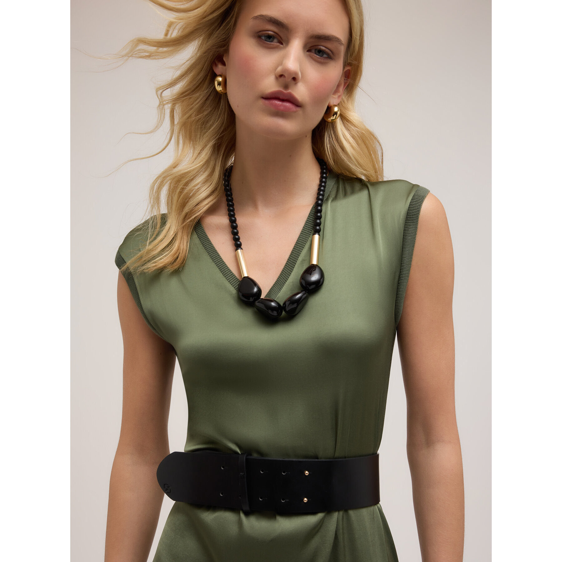Motivi - Vestito lungo satin - Verde militare