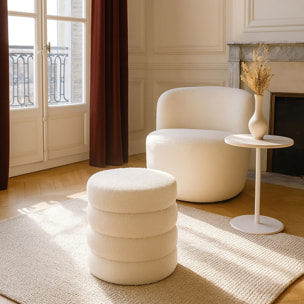 Pouf en tissu bouclette blanc et structure en bois MALO