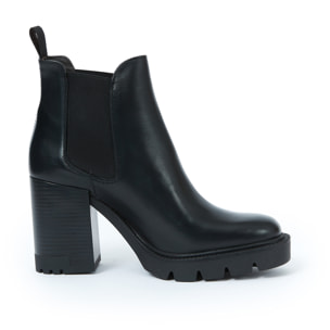 Chelsea Boot British Passport Nero