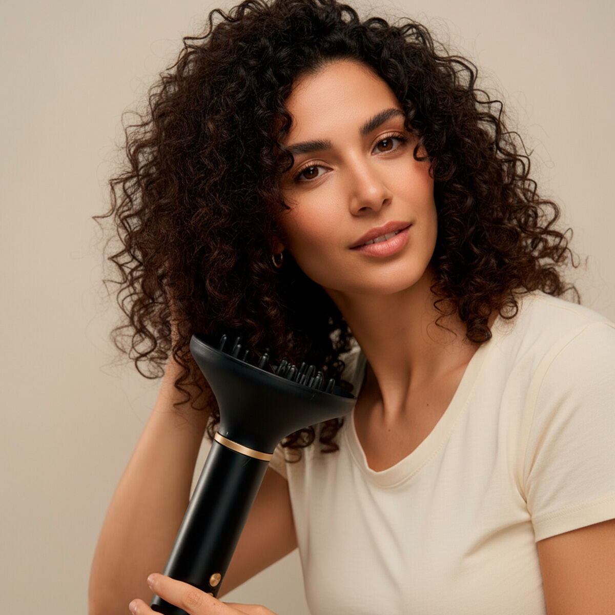 Brosse Sèche-Cheveux et Coiffeur Multifonction Ionique avec Technologie Coanda et 7 Accessoires Wavify InnovaGoods