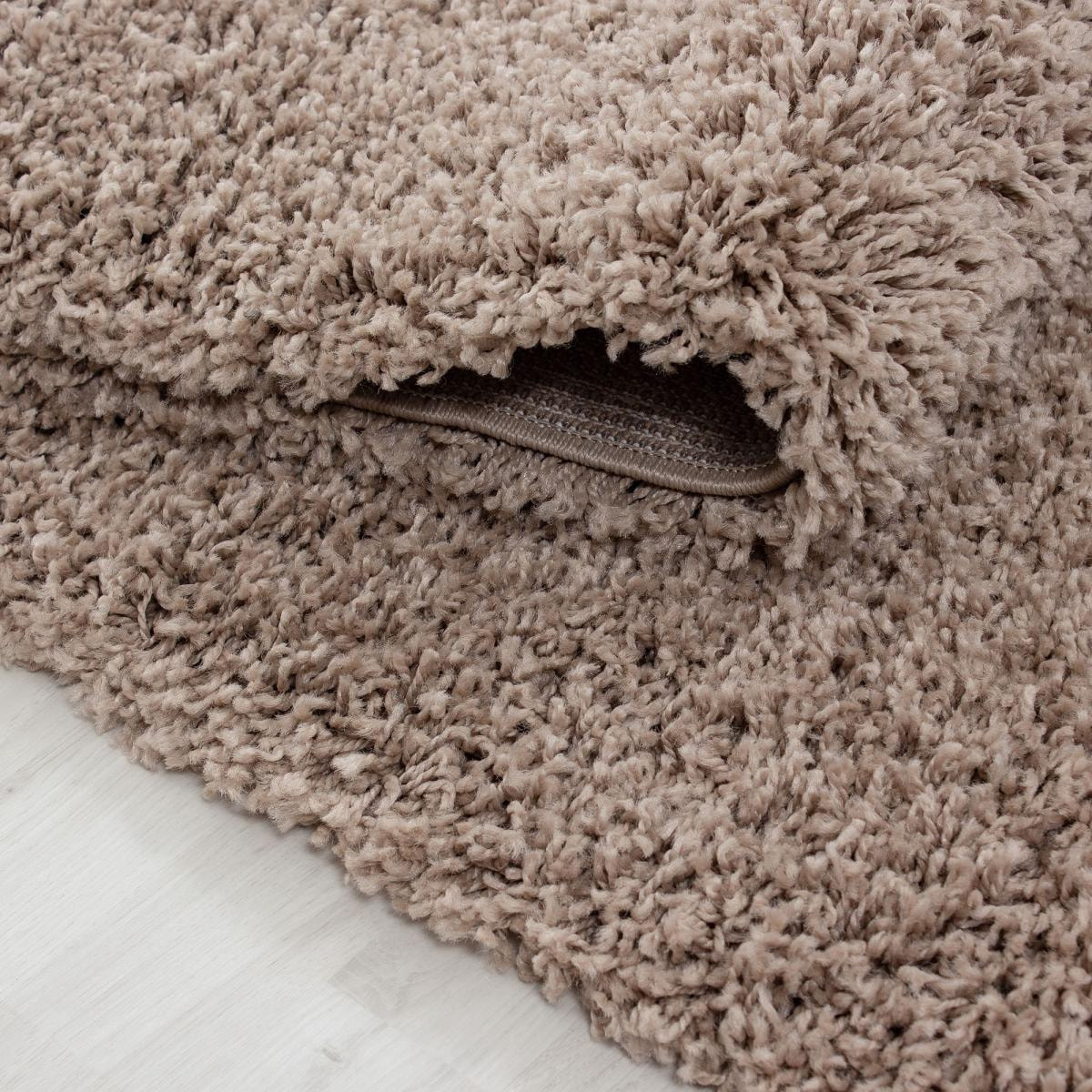 Tapis poils longs shaggy tissé motif uni GECO