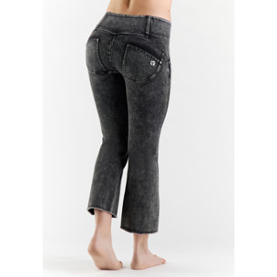 Jeans push up WR.UP® 7/8 flare denim navetta lavaggio grigio