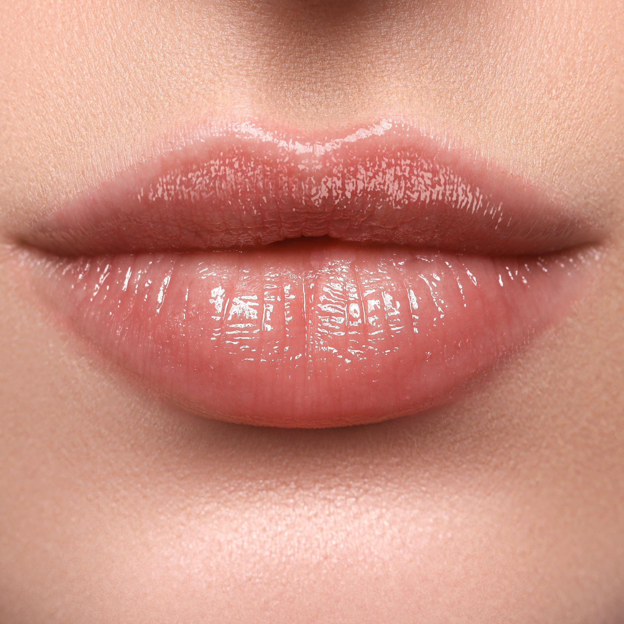 LIP GLAZE - GLASSY STICK Rossetto cremoso dal finish glossy.