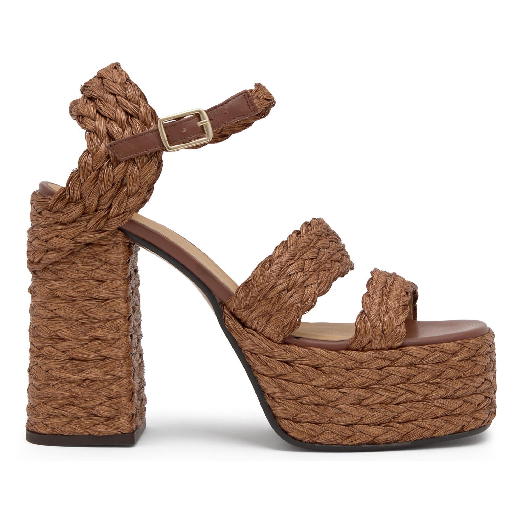 Sandalia de tacón Fresa en rafia tintada con cierre de pulsera