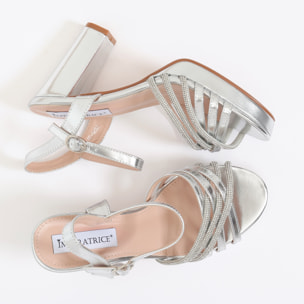 Sandali in simil pelle con tacco alto comodo e fasce ricoperte di strass