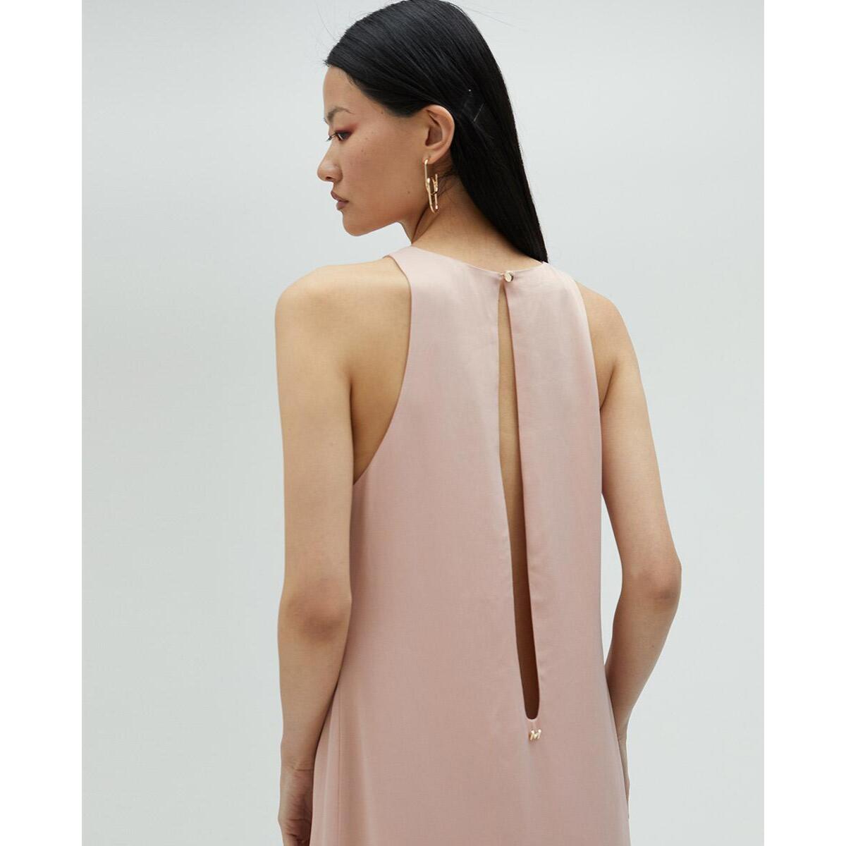 Abito lungo con spalline