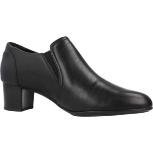 Botines Mujer de la marca CLARKS  modelo LINNAE WAY Black