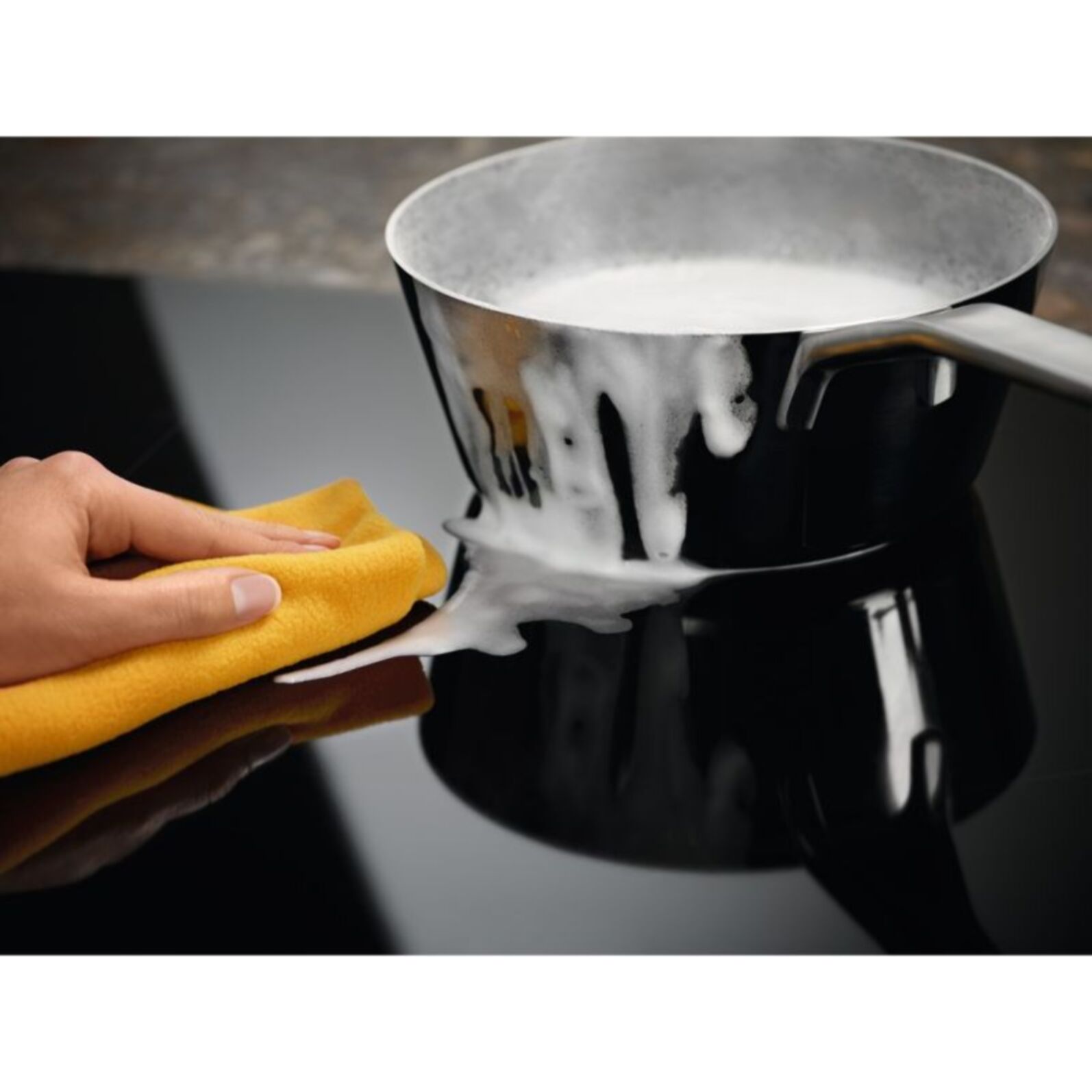 Plaque induction ELECTROLUX EIV85456 80cm - Zone Modulable Flex