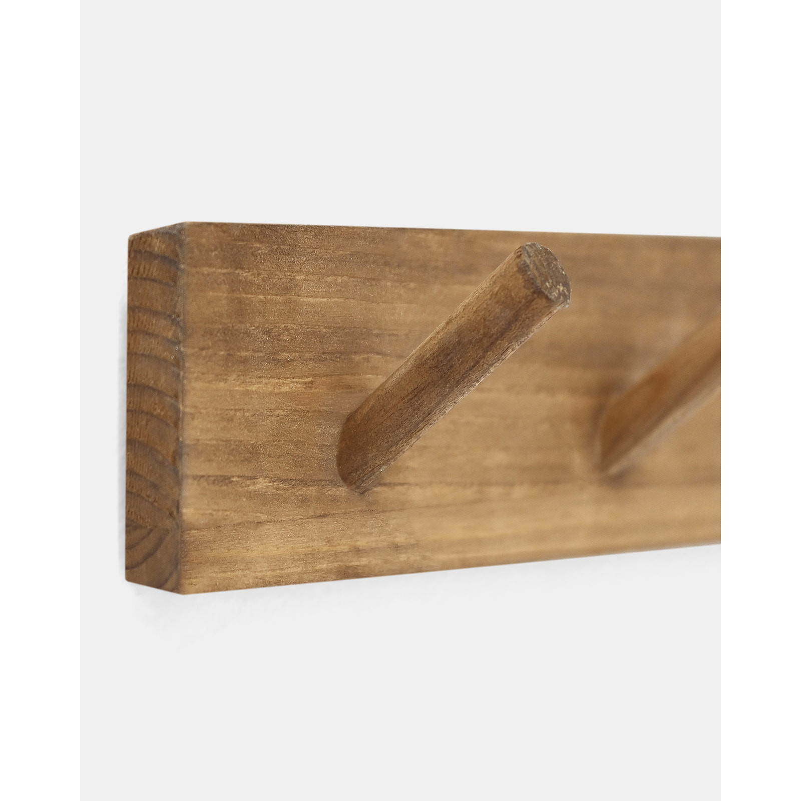 Cintre mural en bois massif ton chêne foncé 61x5cm Hauteur: 5 Longueur: 61 Largeur: 1.4