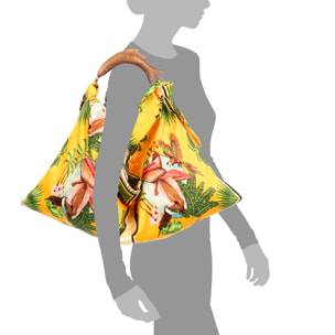 Bereguardo Bolso de hombro Mujer. Fabricado en tejido suave estampado con tintes naturales con asa de madera.