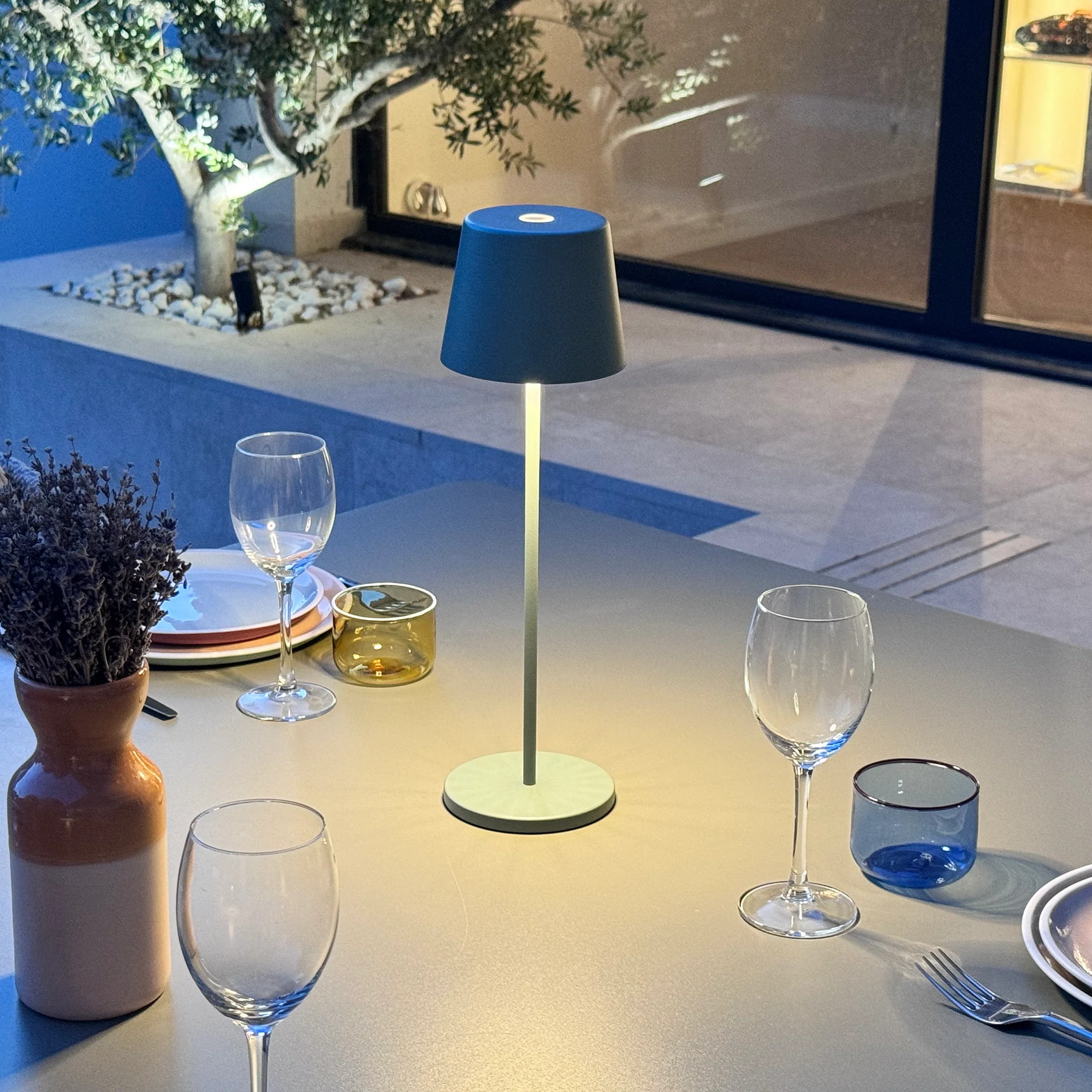 6 Lampes de table KELLY Vert H38cm + base de chargement