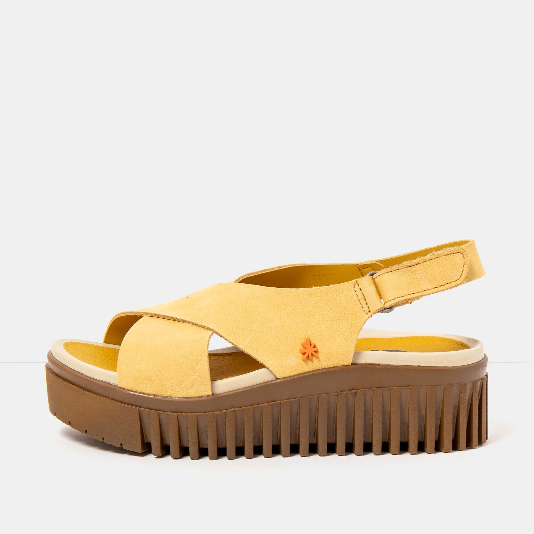 Sandalia de cuña 1574 NOBUCK HONEY-CARAMELO/BRIGHTON color Honey-caramelo