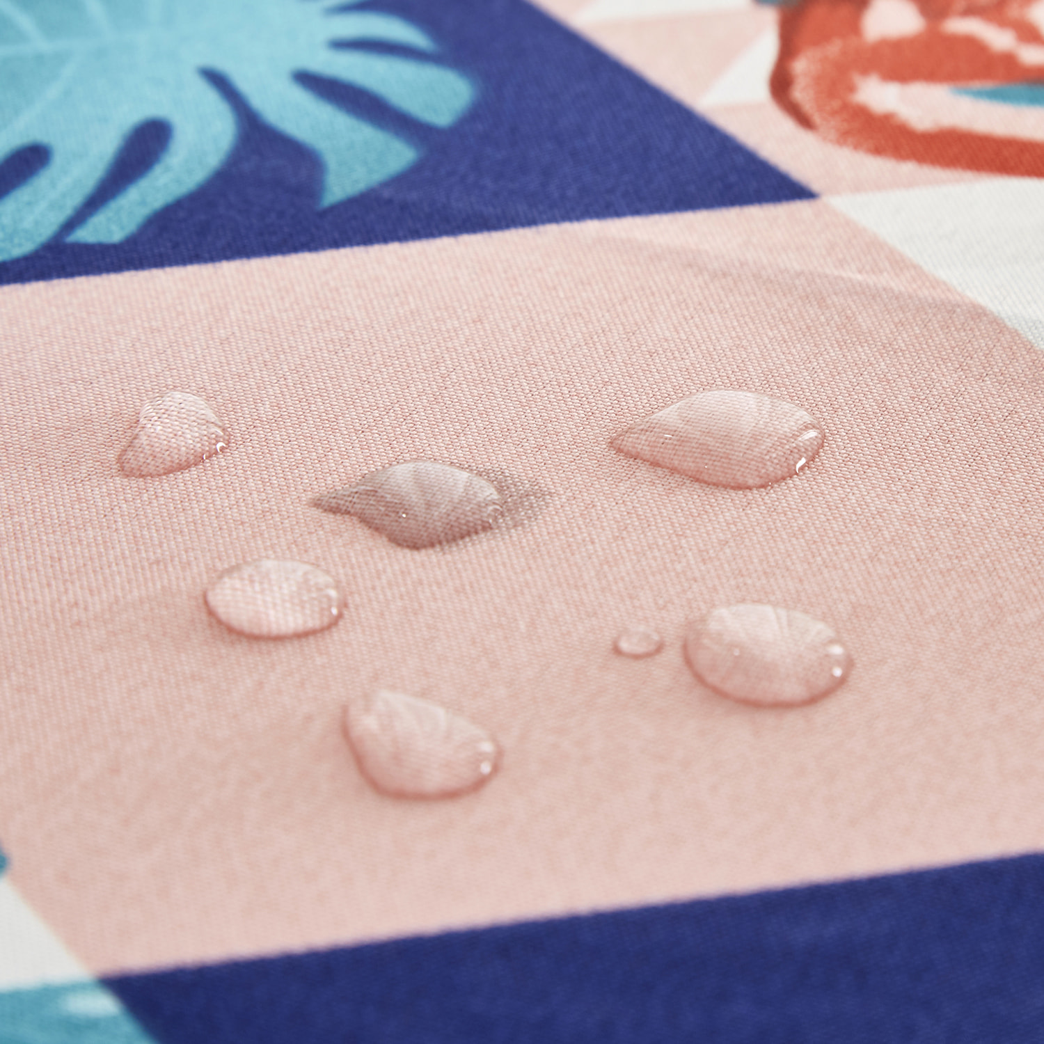 Tovaglia antimacchia 140x140 cm.