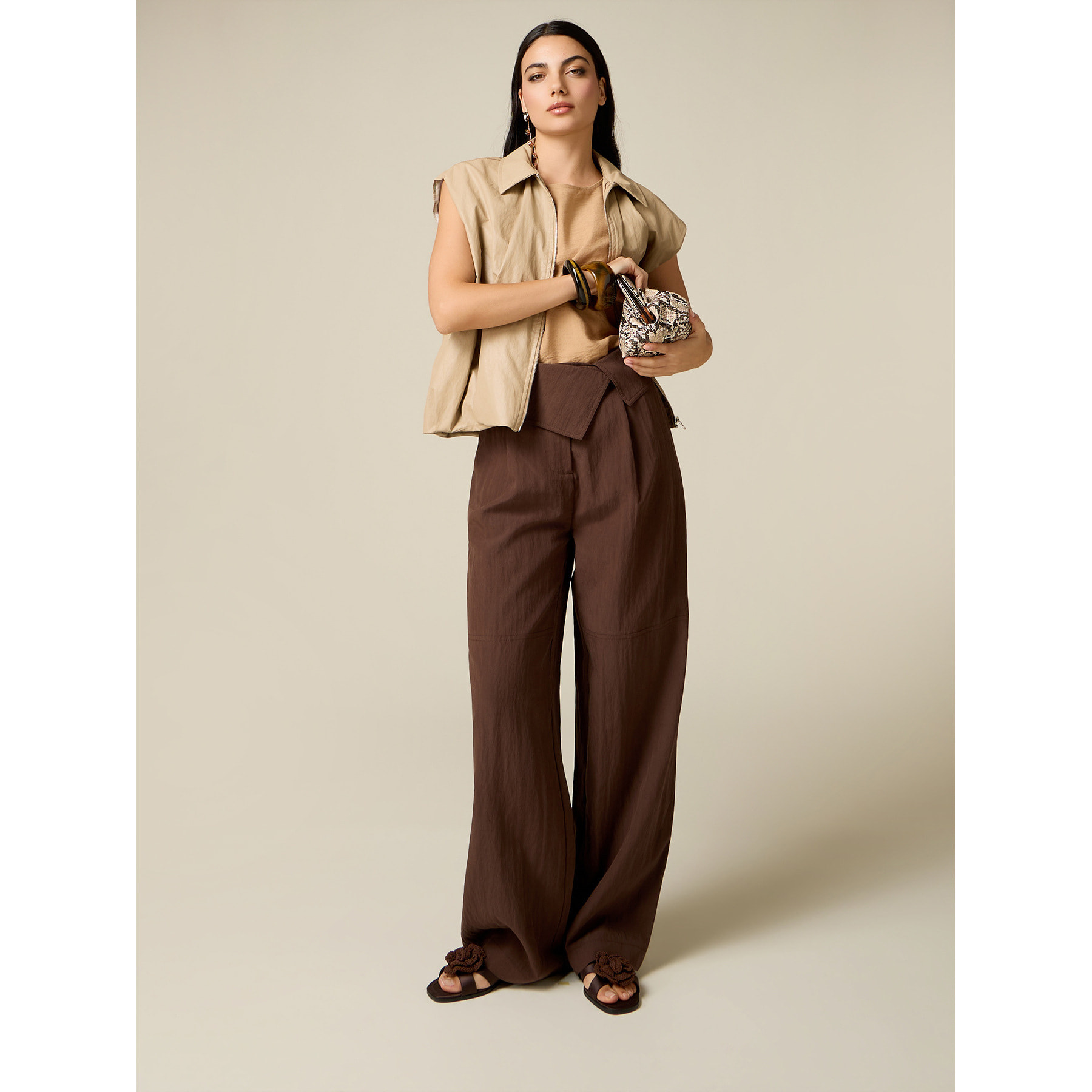 Oltre - Pantaloni palazzo con vita ripiegata - Marrone