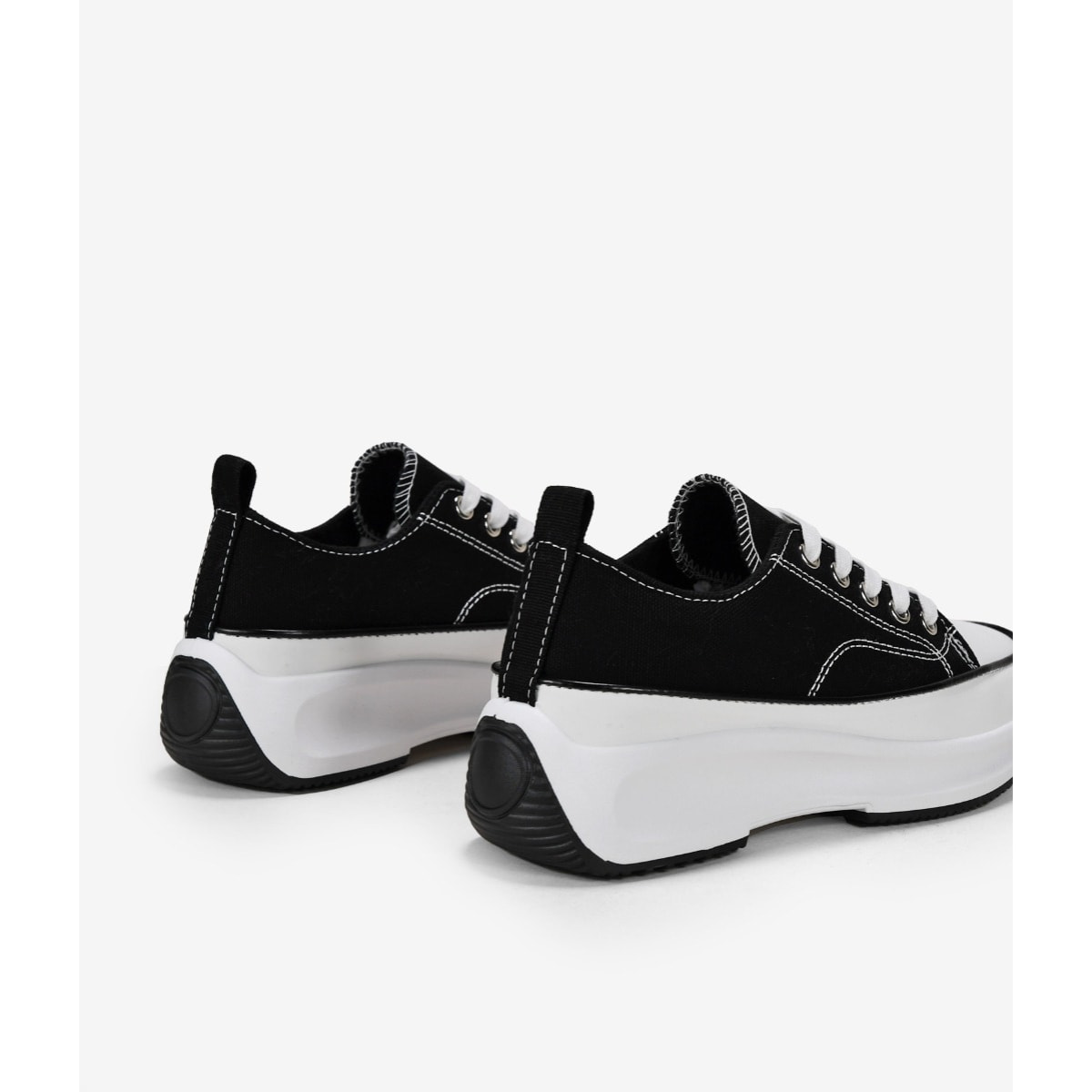 Zapatillas de tela negras con plataforma