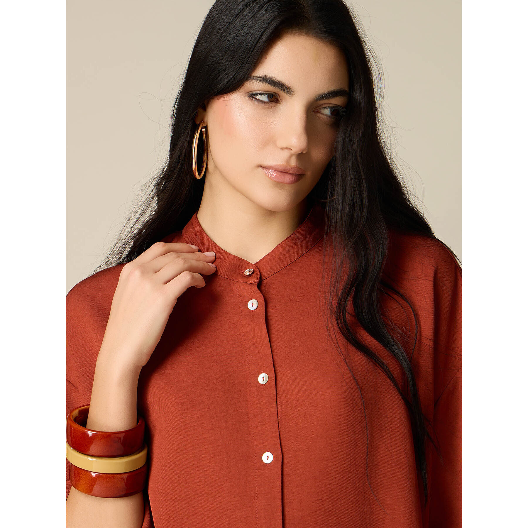 Oltre - Camisa boxy cuello mao - Naranja sol