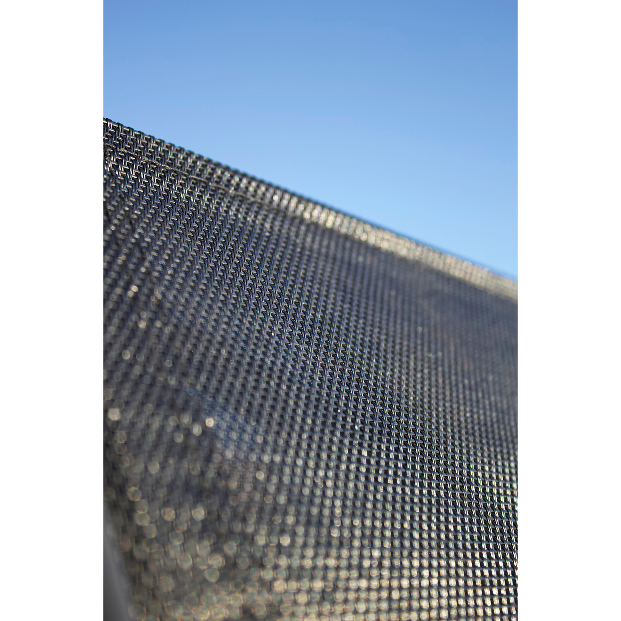 C43 - Lot de 6 chaises en aluminium et toile plastifiéee