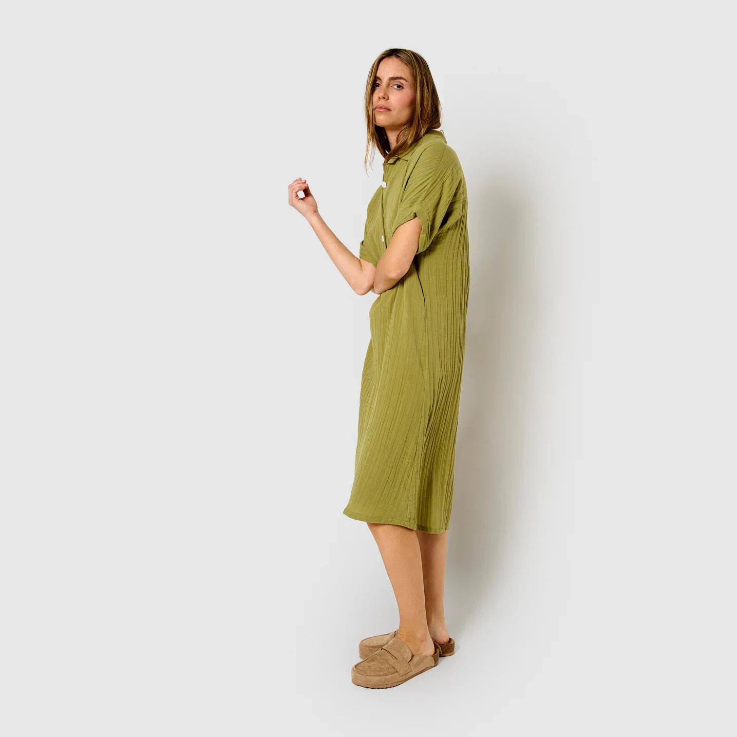 Vestido midi manga fluida muselina limón